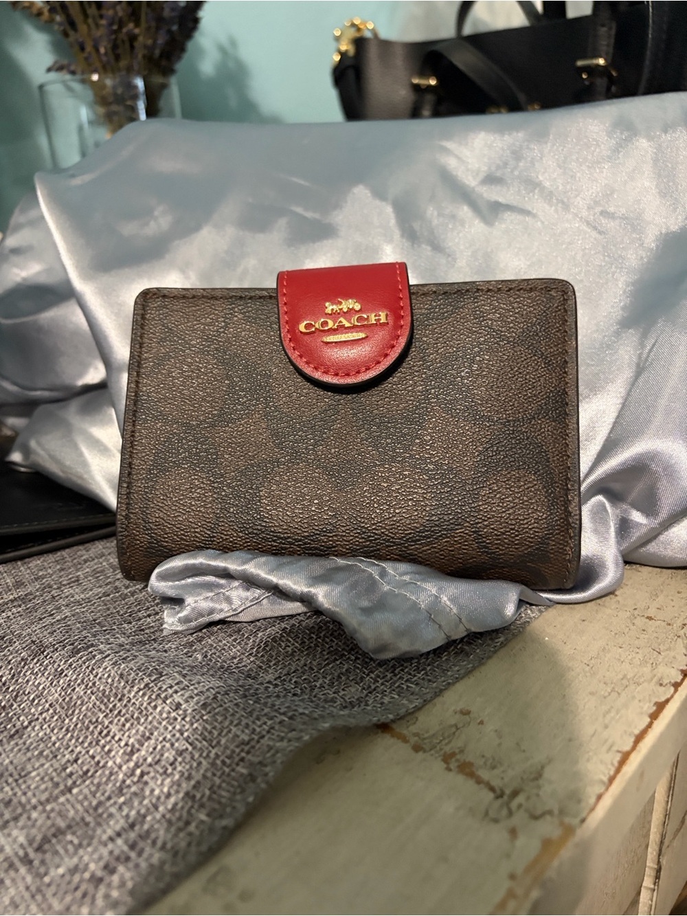 Coach Brown Signature Card Holder with Red Snap